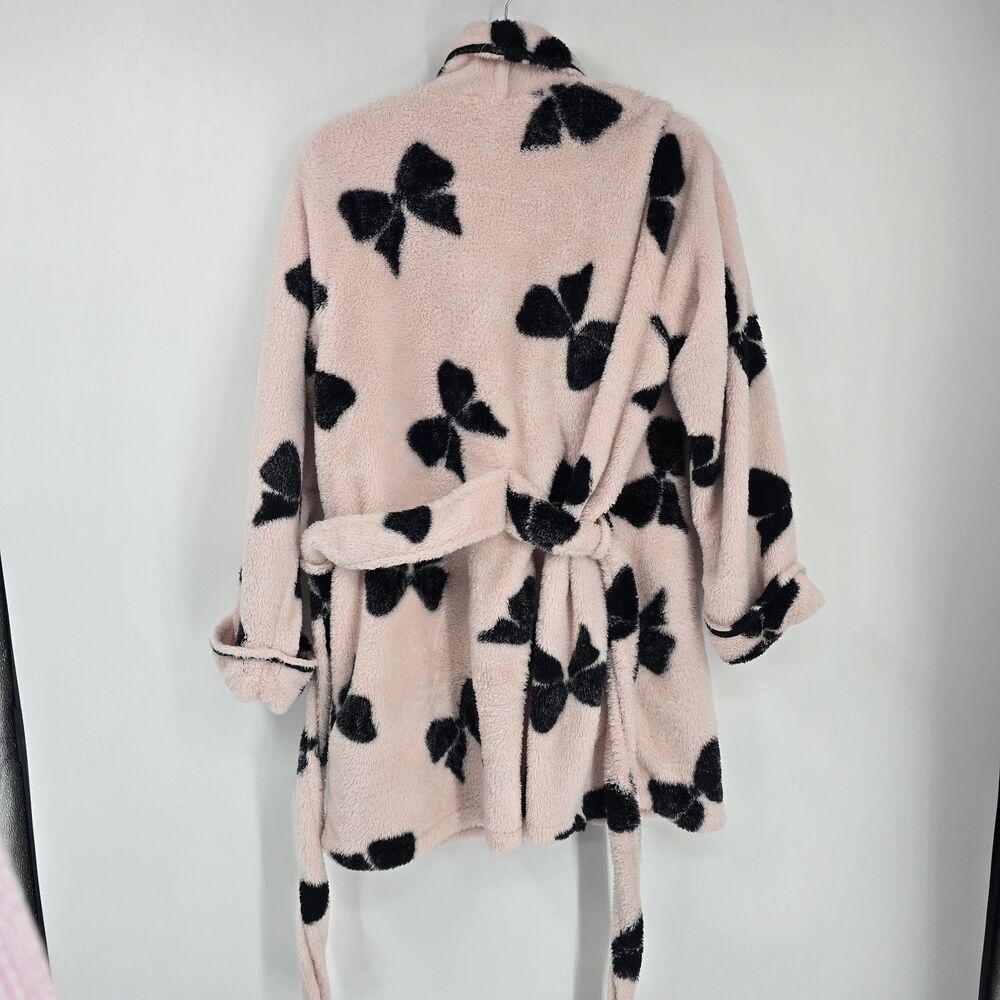 Betsey Johnson Fuzzy Bathrobe Pink w Pink & Black Bow Medium W Belt - Picture 2 of 3